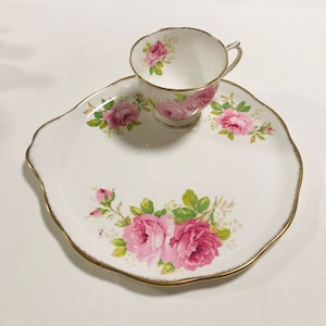 Beautiful Royal Albert American beauty pink rose round cake sandwich plate with tea cup, made in England. Pink roses, gift for her.