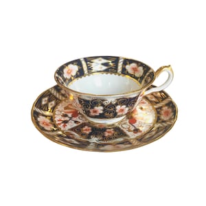 Royal Crown Derby Imari pattern 2451 tea cup and saucer England, classic Derby Imari tea cup gift. 2 available.