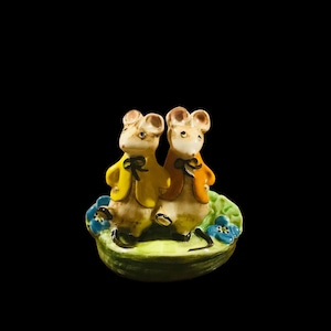 Estatueta vintage Beswick England Beatrix Potter Kitth MacBride “A double Act” 2527, estatueta colecionável 3,5” T.