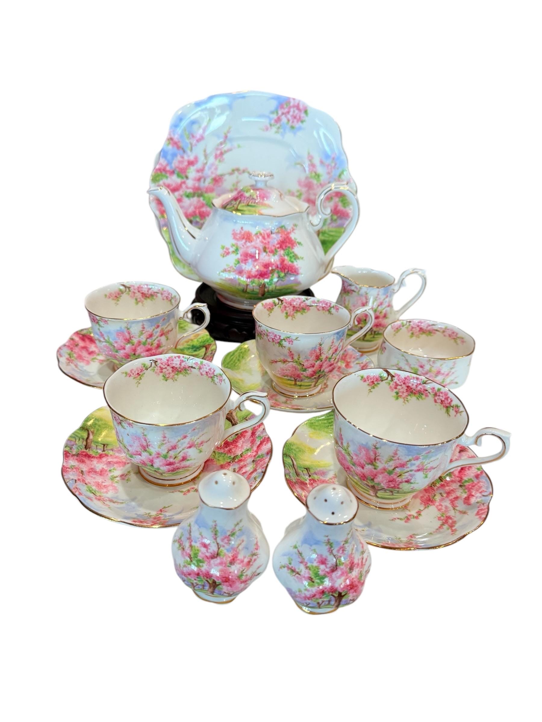 食器  ALBER Blossom Time Royal Albert, Blossom Time | Replacements, Ltd.