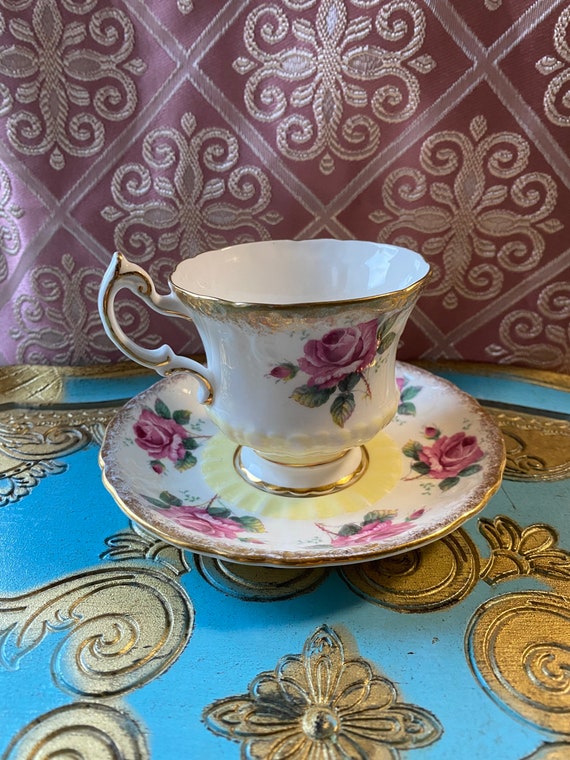 パラゴン グリーン ローズ ガーランド アンティーク カップ＆ソーサー