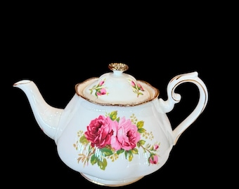 Royal Albert American Beauty Large Tea Pot with Lid bone china England vintage , pink rose with gold trim,  great condition, collectible .