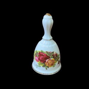 Cloche Royal Albert Old Country Roses, fabriquée en Angleterre, cadeau en porcelaine tendre, cadeau de mariage, cloche vintage