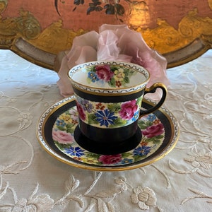 Antique unique noir peint à la main Colcoulgh tasse à thé noir et soucoupe avec roses roses, porcelaine d’os anglaise