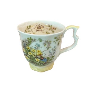 Vintage Royal Doulton “Spring Beaker” from the Brambly Hedge gift collection mug 1983, bone china England, collectible vintage mug.