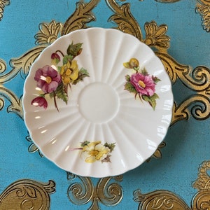 Shelley begonia replacement saucer, orphan saucer