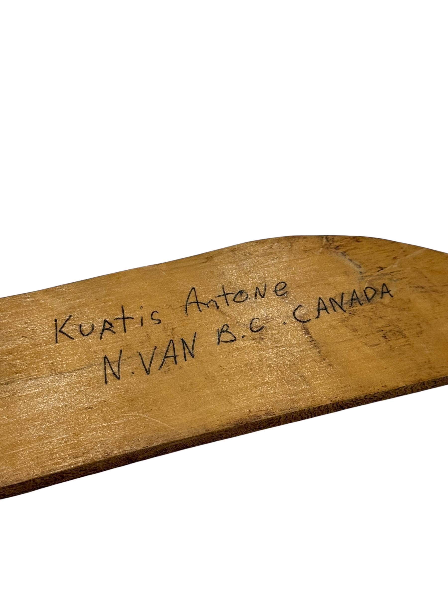 カナダ、ブリティッシュコロンビア州の Kurtis Antone N. Van のサイン