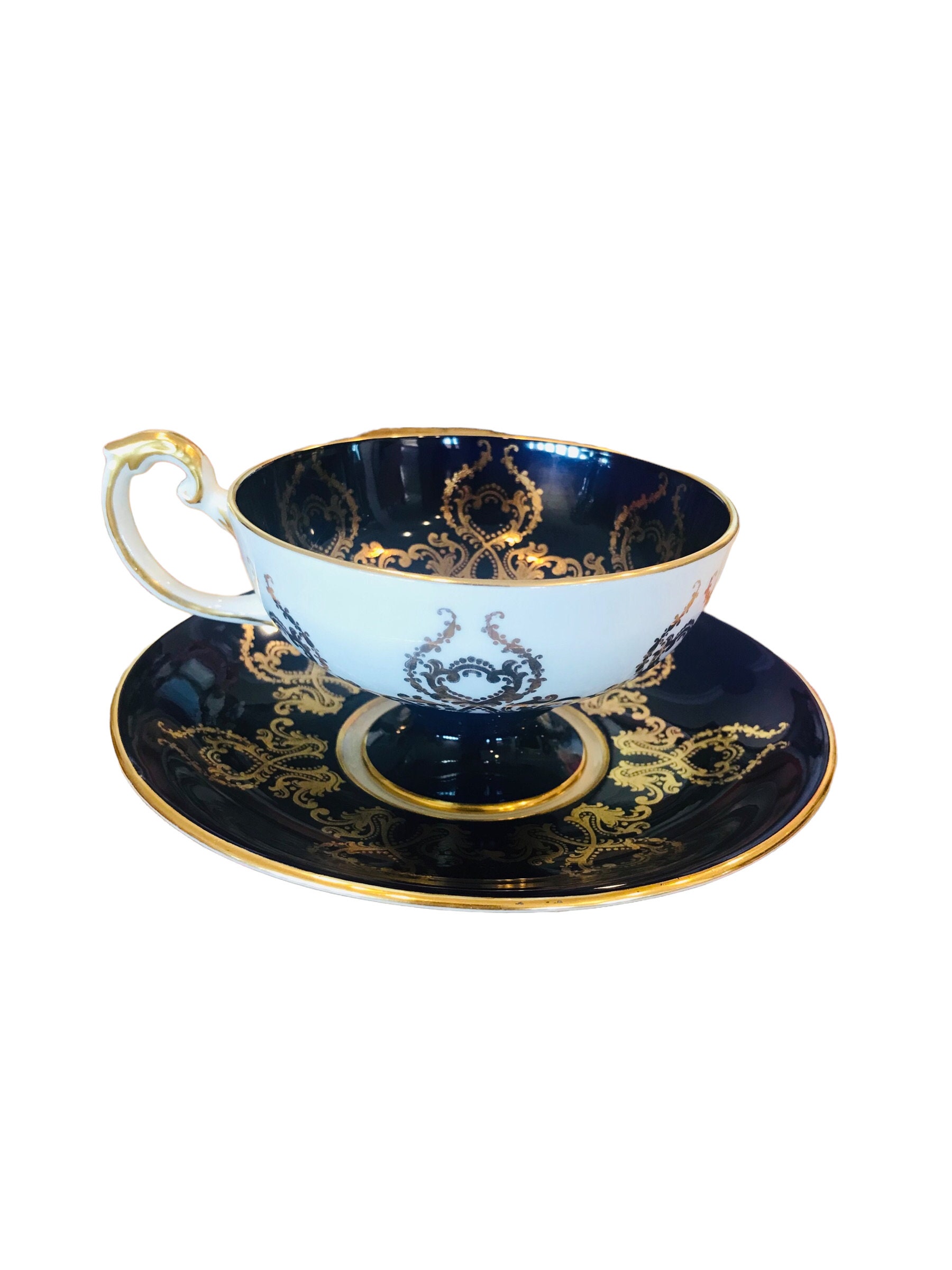 Stunning Vintage Artist Bailey Signed Cabbage Rose Aynsley Footed Tea ...