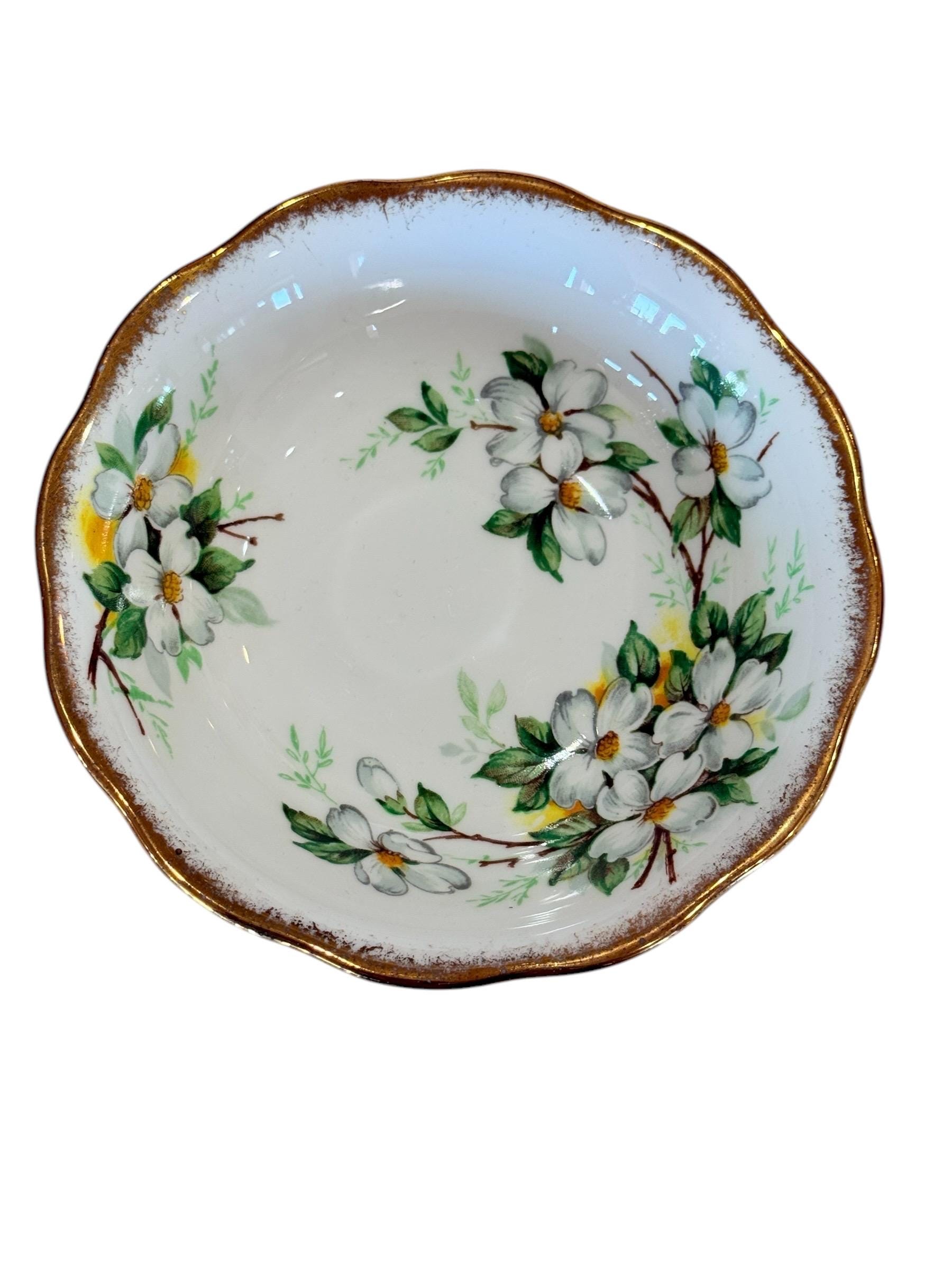Price for Each, vintage Royal Albert white Dogwood cereal bowl 6.25”, bone china England, 8 available