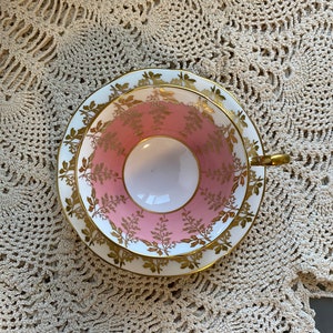 Aynsley pink and gold leaf tea cup and saucer, English bone china, collectible cabinet vintage tea set, gift for her, lace pink tea set