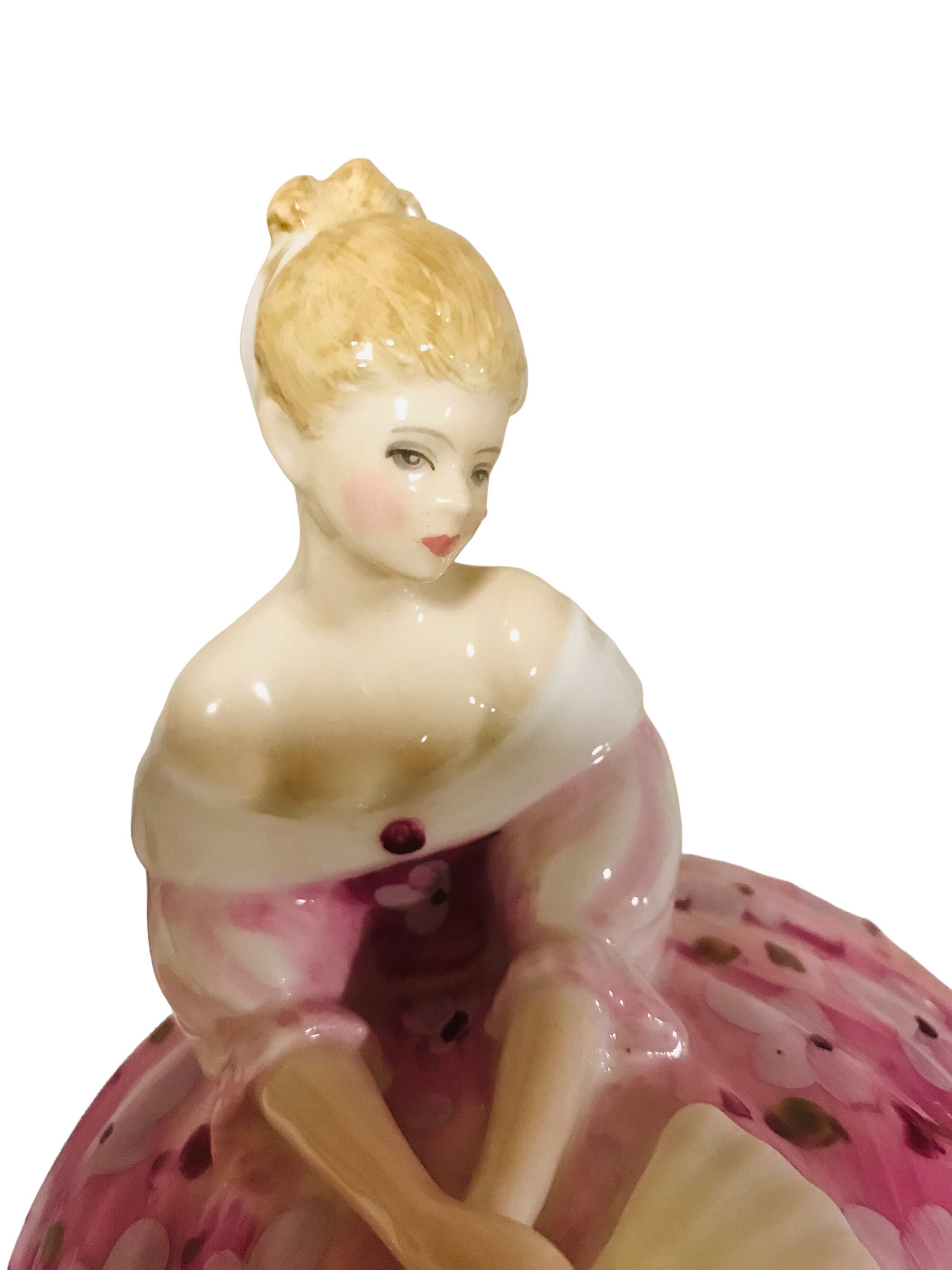 ロイヤルドルトン ヴィクトリア H.N. 2471 貴婦人 陶器 置物 オブジェ Royal Doulton Figurine “ Victoria“ HN 2471 in Pink Dress Bone
