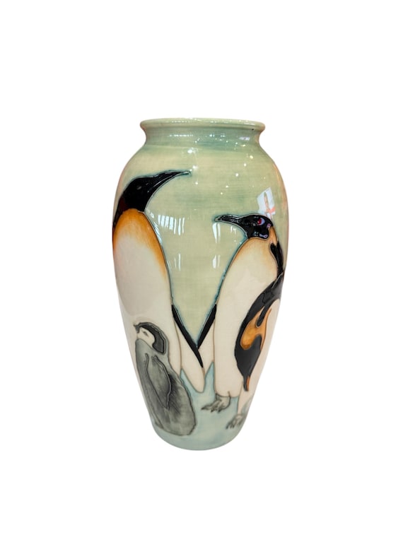 Moorcroft Pottery ペンギン パターン 花瓶 高さ 10 インチ 限定版 39