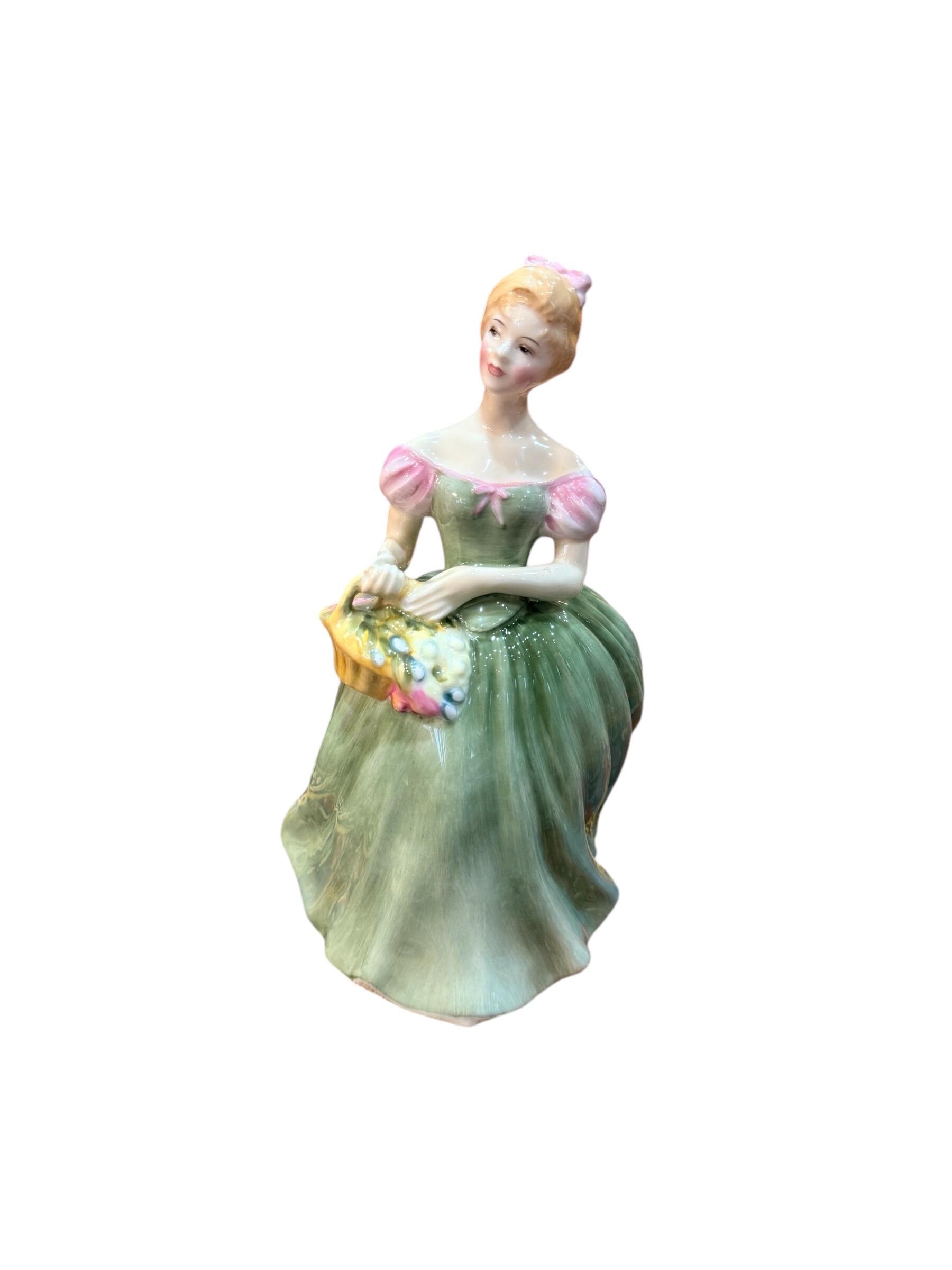 Figura Royal Doulton “Clarissa“ 7 1/2” T HN 2345 edición limitada