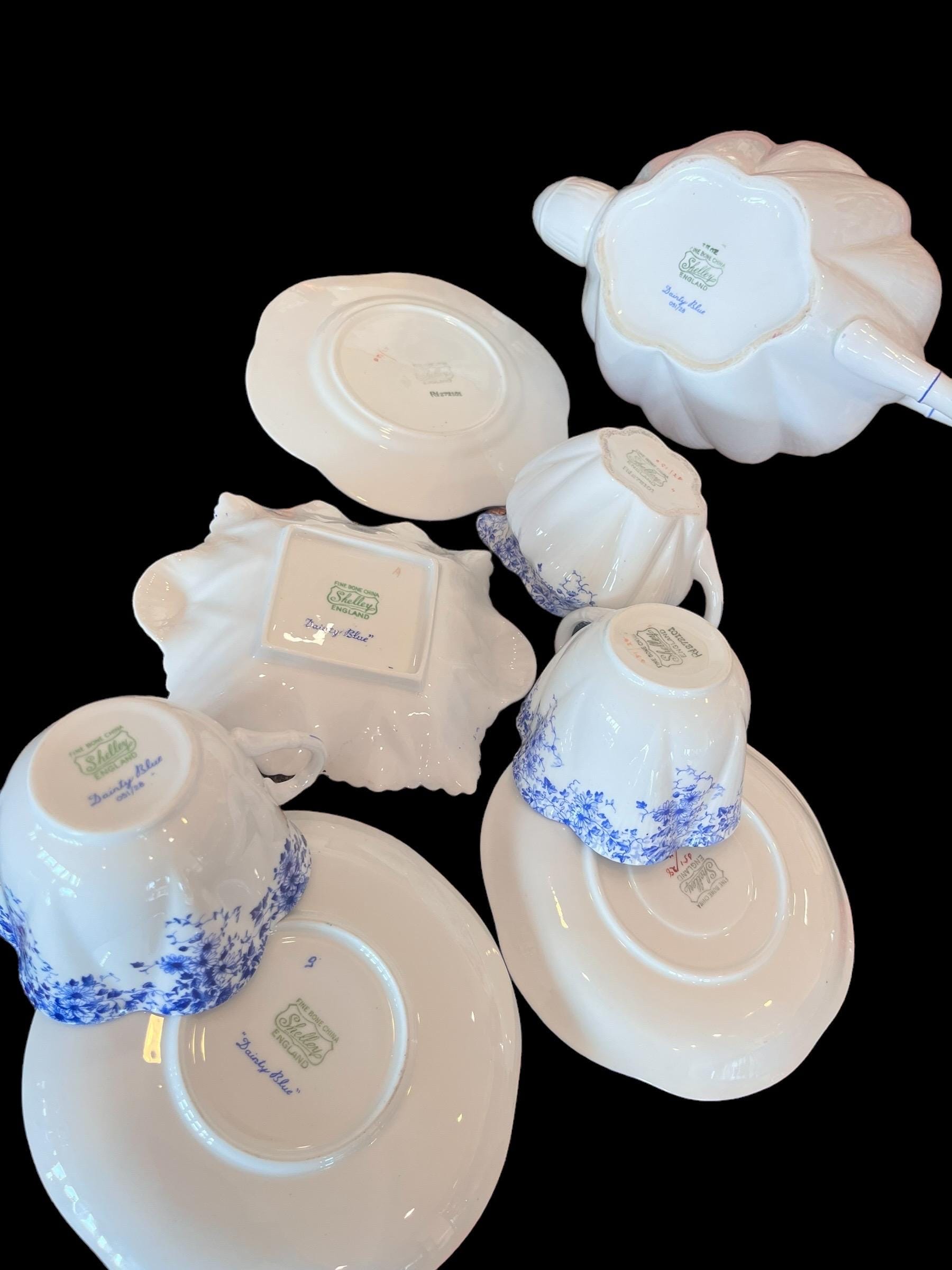 ヴィンテージ シェリー デインティ ブルー 32 ピース ボーンチャイナ