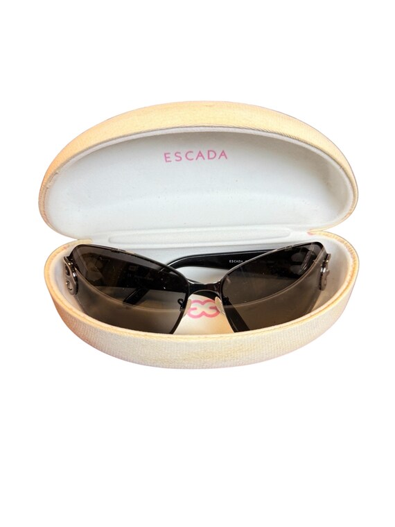 Escada rectangular Sunglasses with Case ( Ses -50… - image 9