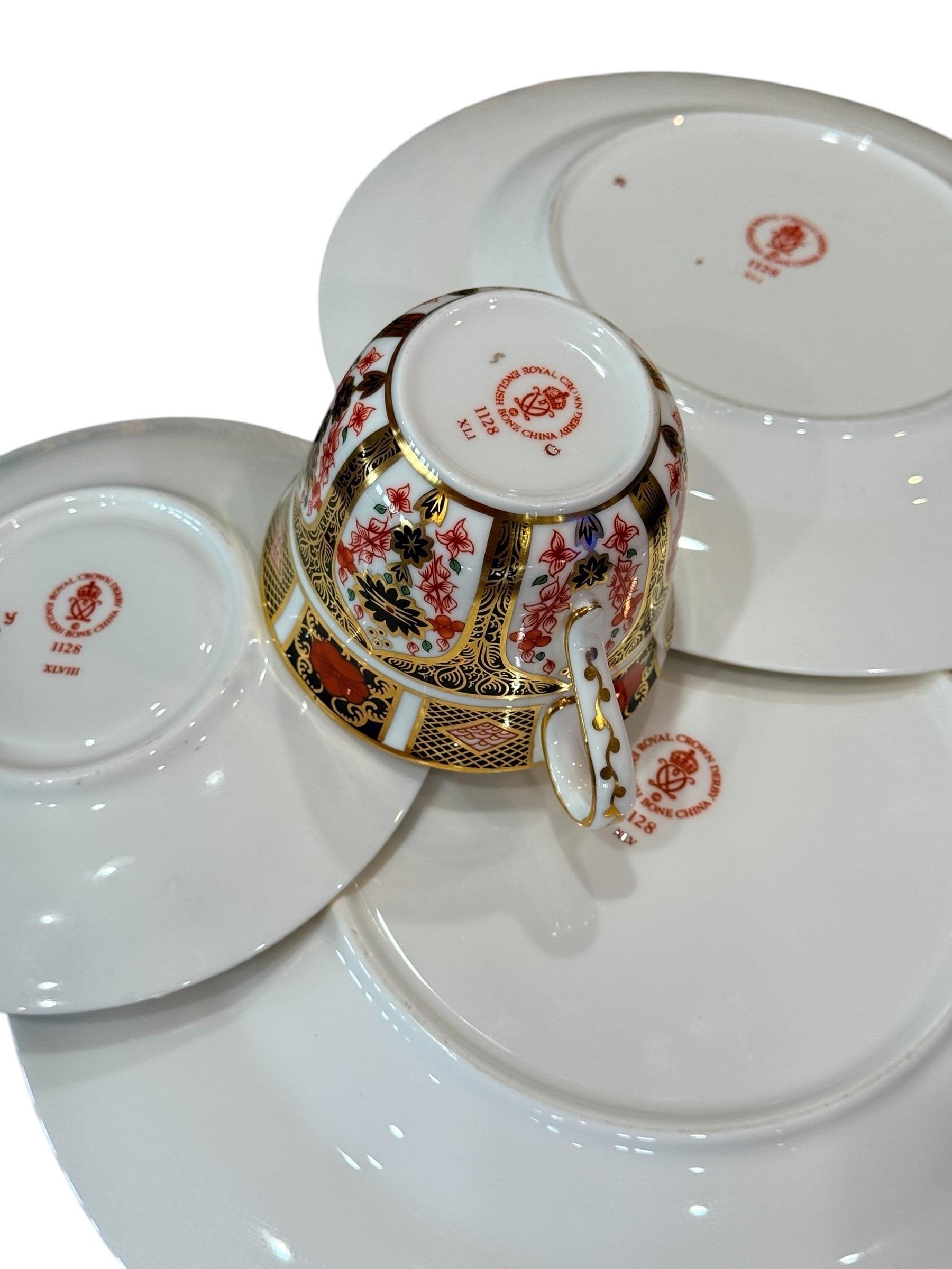 ロイヤルクラウンダービー 伊万里 #1128 ディナーセット ボーン