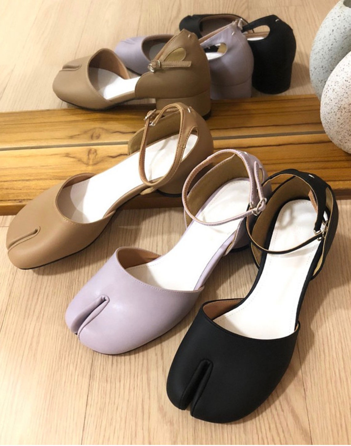 tabi ankle strap