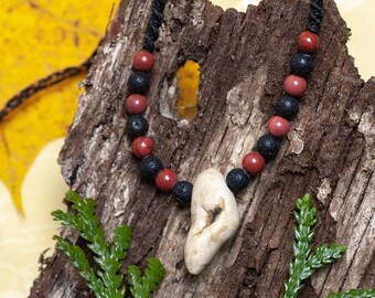 Tree bead with lava & red jasper - macrame necklace - forest jewel - witch's egg - natural jewelry - handmade - unique - wooden necklace