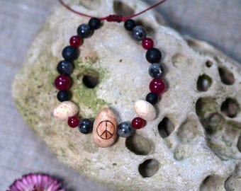 PEACE - Tree Beads - Macrame Bracelet - Forest Jewels - Gemstones - Adjustable - Natural Jewelry - Pyrography - Unique Piece - Witch's Egg - Forest Love