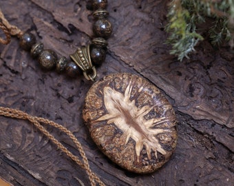 Zapfen Amulett - Riesen-Mammutbaum - Sequoia Amuletum - Bronzit - verstellbare Kette - handmade Unikat - Waldzauber - Naturschmuck