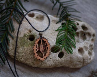 Black walnut - Pendant - Natural jewelry - Unique piece - Forest jewelry - Protective amulet - Handmade - Forest magic