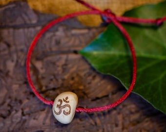 Om Armband aus Waldjuwelen - Baumperlen - Spiritual - Armband - verstellbar - Naturschmuck - Unikate - Hexenei - Waldliebe - Glücksbringer