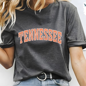 Retro Comfort Tennessee Shirt, Nostalgic Tennessee T-Shirt, Tennessee Travel Gift, Tennessee Crewneck