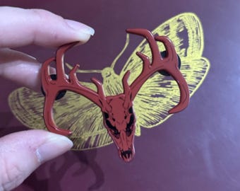 Red Deer Skull 60mm wide dyed metal pin