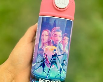 Vaso térmico inspirado en Demon Hunters del K-pop - Botella de agua Huntrix de 12 oz a 20 oz - Regalo de cumpleaños personalizado.