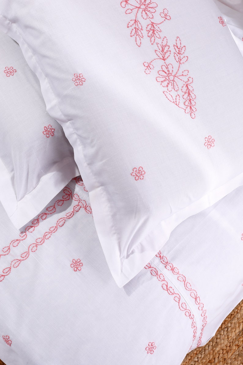 Lucknowi Hand Embroidered King Size Bed Sheet With Pillow Etsy