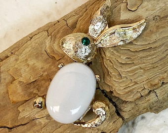 Rabbit Brooch Pins, Vintage Jewelry Making Supply: Gold plated Bunny with Ceramic Oval Insert to Decorate, Lot of 3 Kits