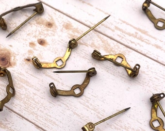 Offset 3/4" Brass Bar Pin Backs with Safety Clasp: Vintage Jewelry Findings (Lot of 25)