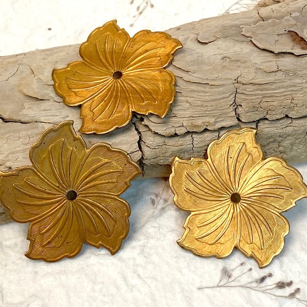 Medium Hibiscus Flower Stamped Brass: Vintage Embossed Pressed Metal Assemblage Pieces, Lot of 10