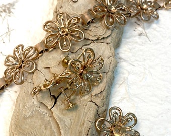 DIY Flower Jewelry Kit Includes Goldtone Bracelet, Screw-Back Earrings, & Pins: Vintage Supplies (Lot of 2 Kits)