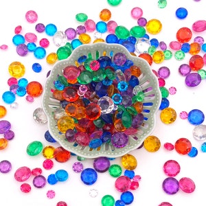 Strass de plástico vintage, lote com 300: enchimento de vaso, decoração de mesa, tesouro de pirata e muito mais!