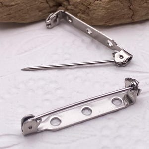 1-1/4&quot; Bar Pins with Safety Clasp, Silver-tone Finish: Brooch Jewelry Findings (Lot of 12)