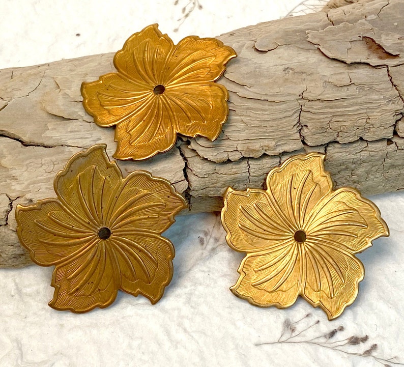 Medium Hibiscus Flower Stamped Brass: Vintage Embossed Pressed Metal Assemblage Pieces, Lot of 10 image 1