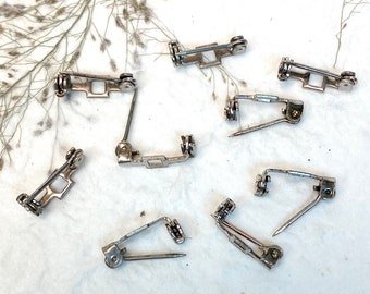 Bar Pins with Safety Clasp, Silver Vintage Jewelry Findings: Small 9/16 inch Pin Backs, Lot of 25