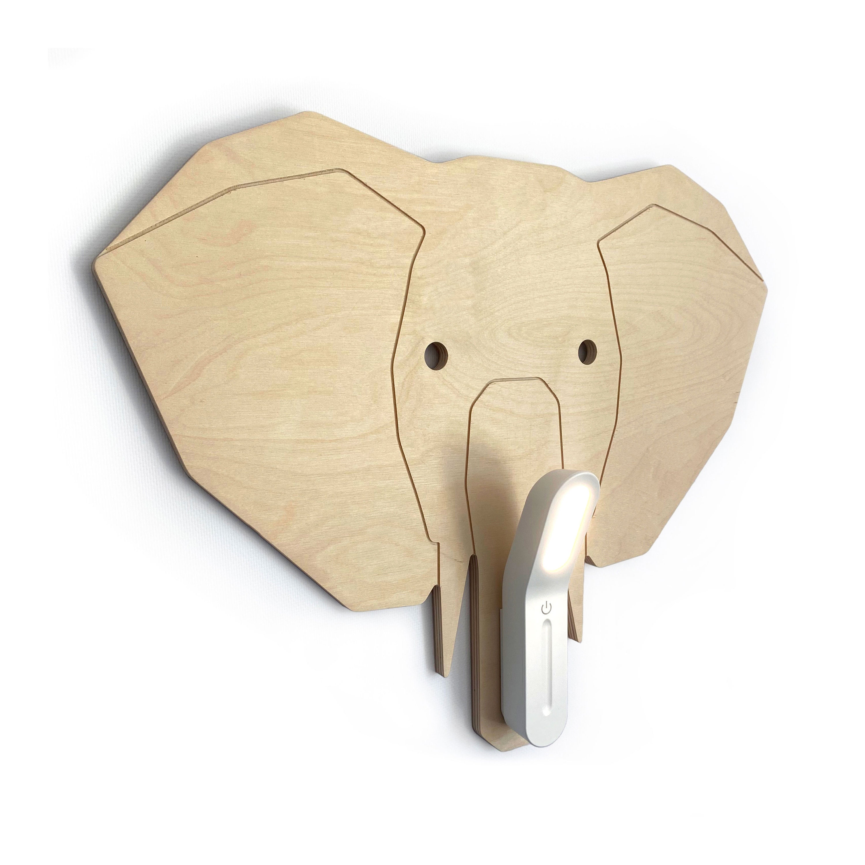 Lampe Nomade Elephant Bois Dumbo Pour Décoration de Chambre d'enfant - Studio Ruthy Design