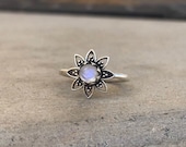 Moonstone Flower Silver Ring Power Boho Hippie ring Birthstone Gemstone Jewelry Handmade Valentine