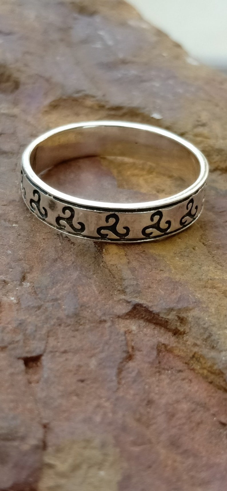 Celtic Ring Sterling Silver Band for Men Women/'s Band Viking Ring Geometric Ring Pagan Men/'s Ring Celtic Wedding Band
