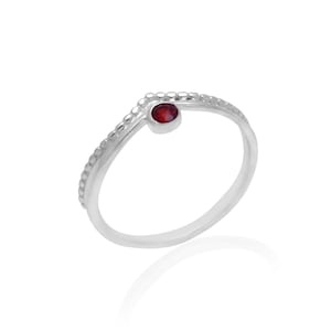 natural Garnet Gem Ring, 925 Sterling Silver Garnet Ring, Natural Garnet Jewelry, Garnet Silver Ring, Red Stone Ring, Dainty Ring