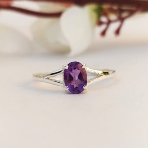 Amethyst Ring, Dainty Ring, Cut Stone Ring, 925 Silver Ring, Women Ring, Natural Amethyst, Handmade Ring