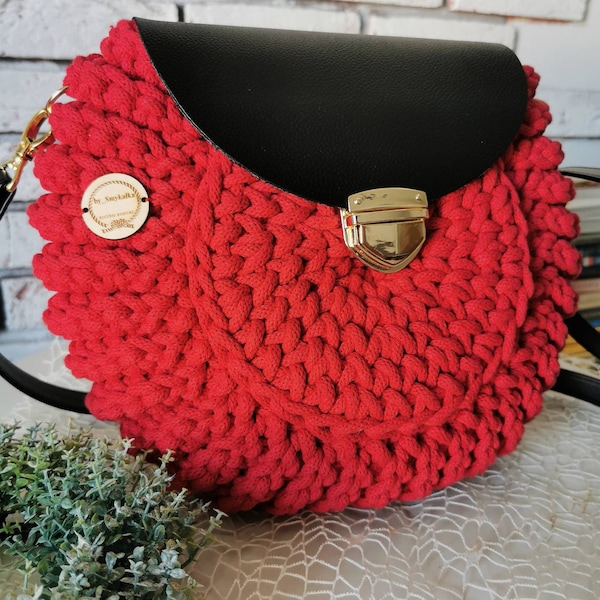 Torebka Oreo, szydelkowa torba, red bag, crochet bag, round bag.