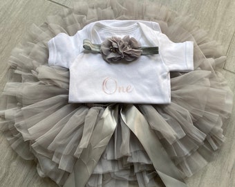 Luxury Baby Girls 1st First Birthday Outfit Tutu Skirt Top Headband Cake Smash Set/Personalised First Birthday Outfit/Grey outfit