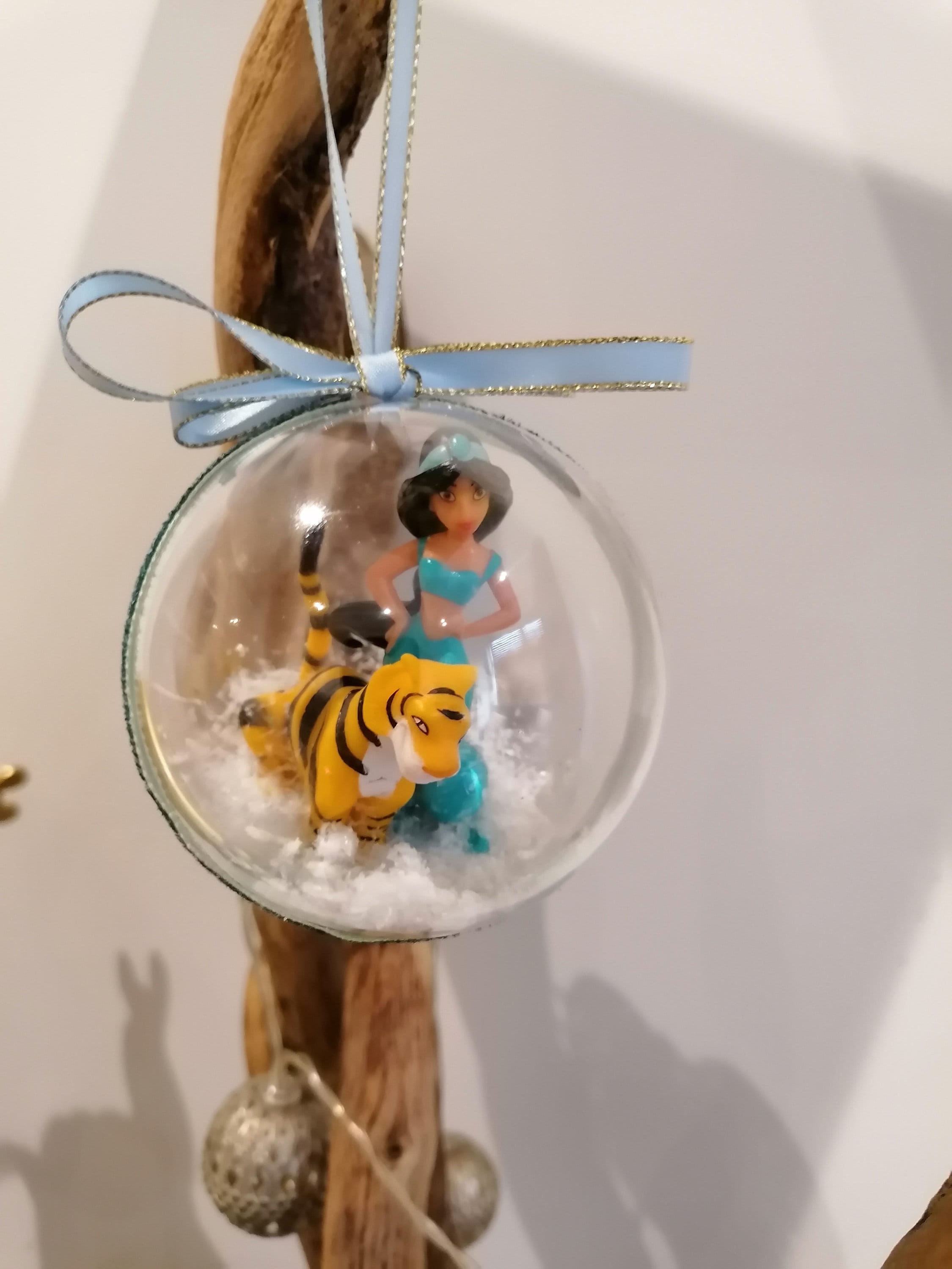 Disney Aladdin Jasmine And Rajah Christmas Decoration Figure, Ornament, Disney Christmas Decorations, Gifts For Her, Christmas Baubles