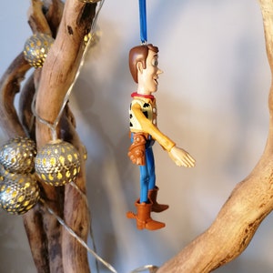 Disney Toy Story Woody Figura de decoración navideña, Adorno Bauble, Decoraciones navideñas de Disney, Regalos para ella, Regalos de Navidad, Decoración imagen 6