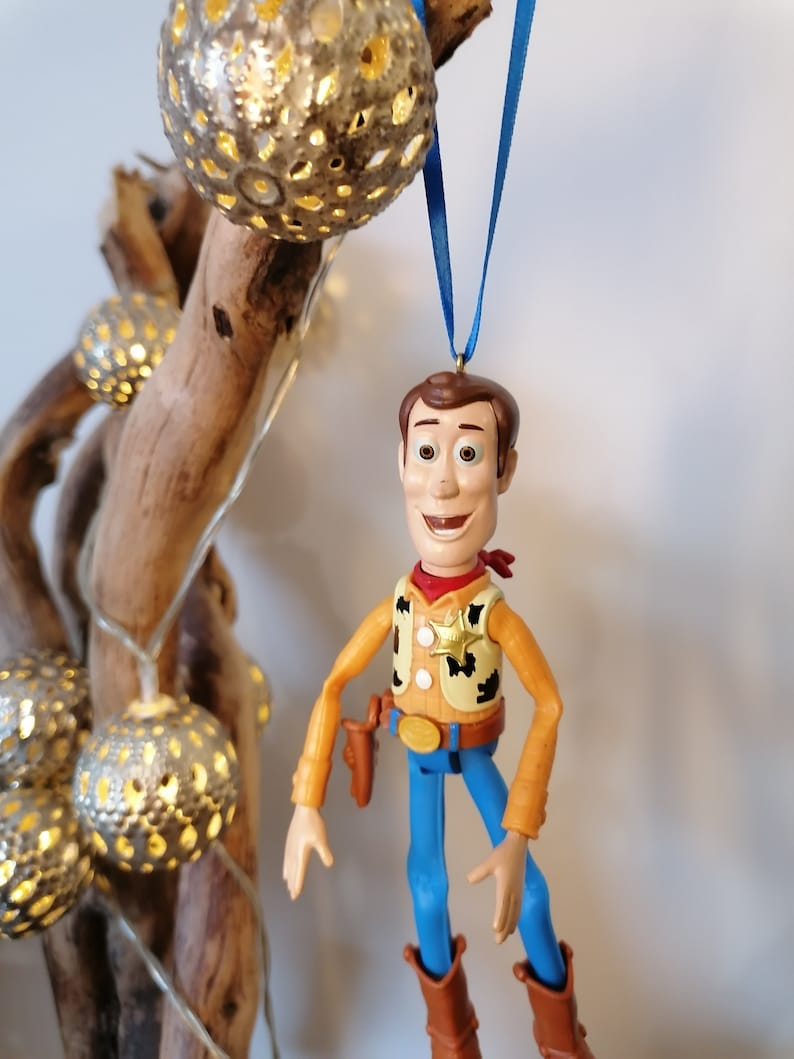 Disney Toy Story Woody Figura de decoración navideña, Adorno Bauble, Decoraciones navideñas de Disney, Regalos para ella, Regalos de Navidad, Decoración imagen 2