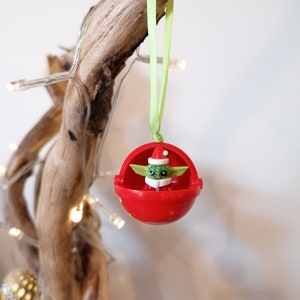 Disney Star Wars Baby Yoda Decorazione natalizia Figura, Pallina ornamentale, Decorazioni natalizie Grogu, Regali per lei, Regali di Natale, Arredamento immagine 3