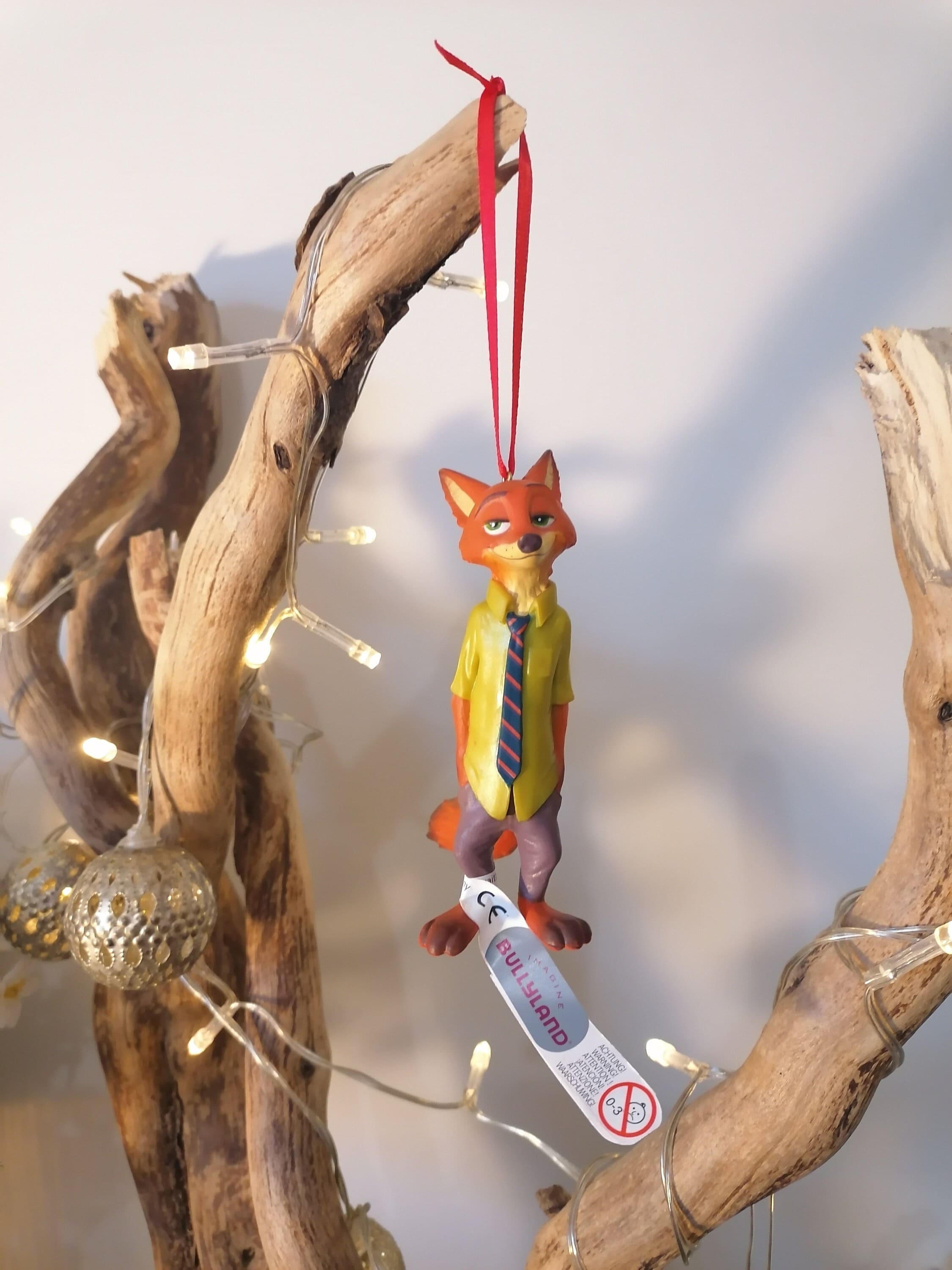 Disney Zootopia Nick Wilde Christmas Decoration Figure, Ornament